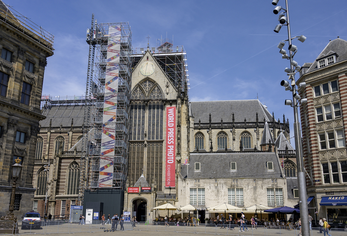 Horecaparasols op de Dam 't Nieuwe Kafé Horecaparasols op de Dam 't Nieuwe Kafé