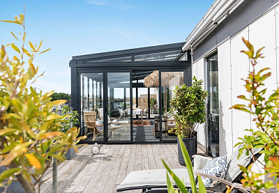 Glazen overkapping met hellend dak Horeca