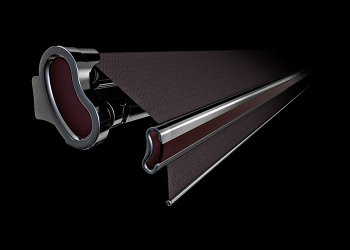 Retractable awning